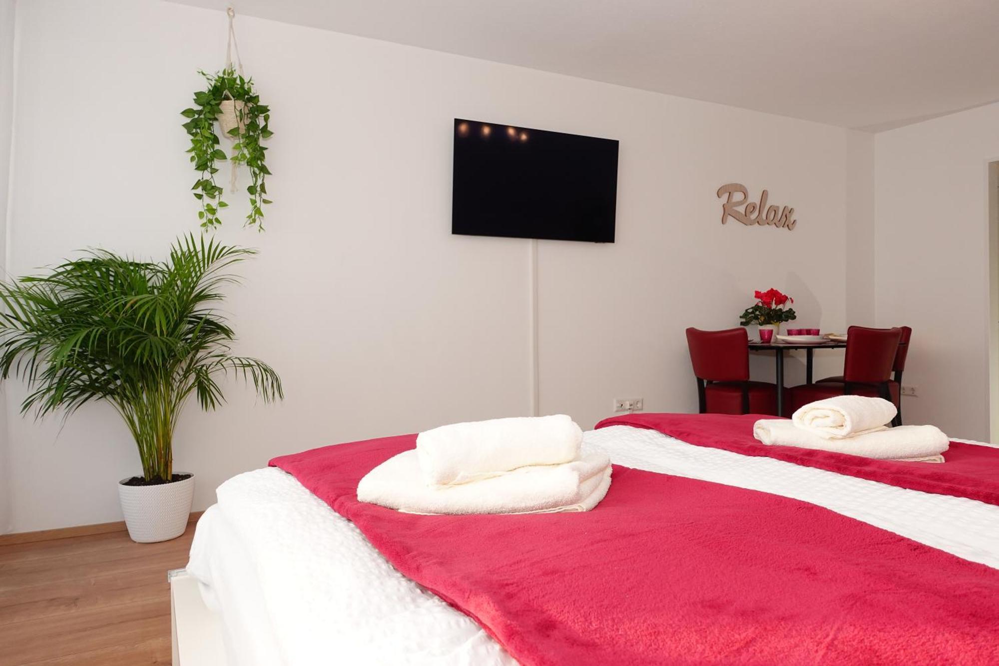 Relax-Red Mit Pool Und Sauna Scheidegg Exterior foto